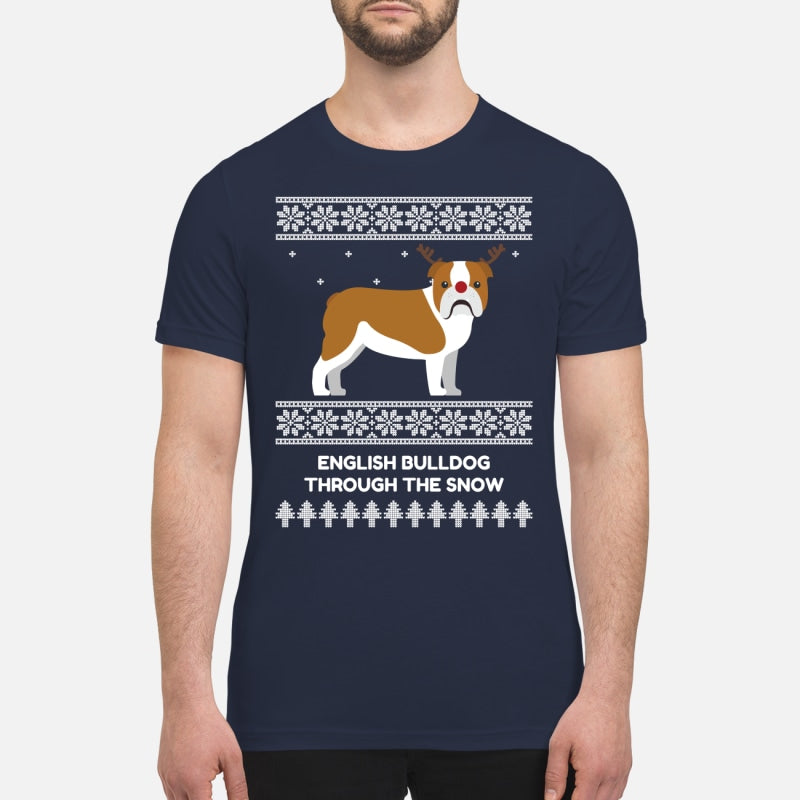 Bulldog Through The Snow - Premium Men's T-shirt