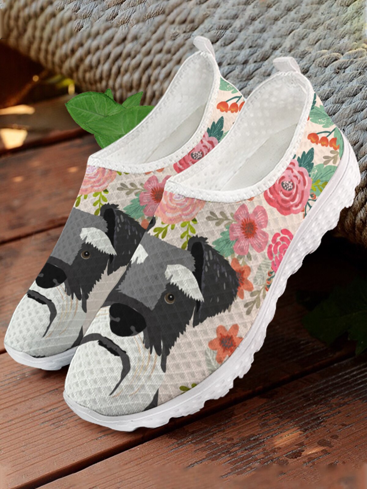 Schnauzer Slip-on mesh sneakers