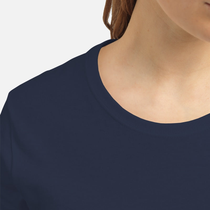 Bulldog Through The Snow - Premium Women's T-shirt