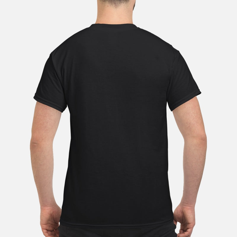 Bulldog Through The Snow - Men's T-Shirt