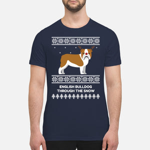 Bulldog Through The Snow - Premium Men's T-shirt
