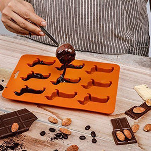 Chilly Sausage Dogs Mold Tray